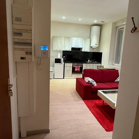 Christelle Apartment Romilly-sur-Seine Exterior foto